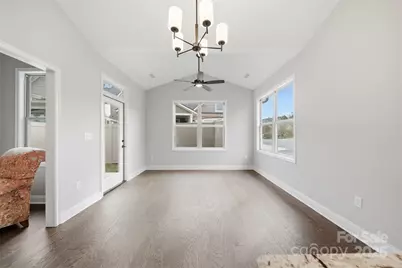 835A Wynnshire Drive, Hickory, NC 28601 - Photo 24