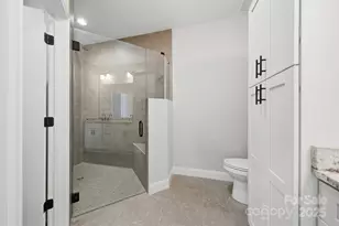 835A Wynnshire Dr, Hickory, NC 28601 - Photo 18