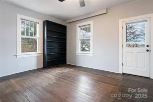 40 Jonestown Rd, Asheville, NC 28804 - Photo 8