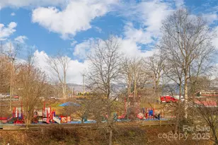 40 Jonestown Rd, Asheville, NC 28804 - Photo 46