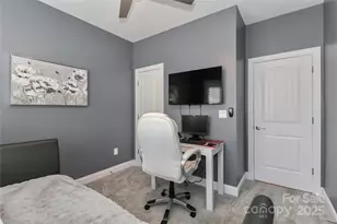 105 N Sina St, Troutman, NC 28166 - Photo 32