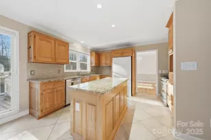 133 37th Ave Pl NW, Hickory, NC 28601 - Photo 16