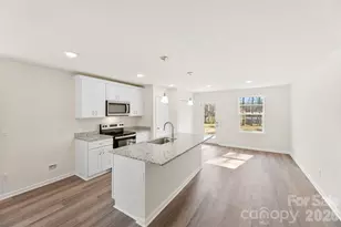 1013 Locke St, Salisbury, NC 28144 - Photo 4