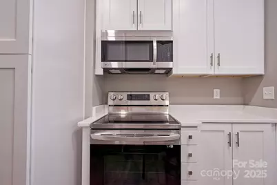 217 Circle Avenue, Charlotte, NC 28207 - Photo 20