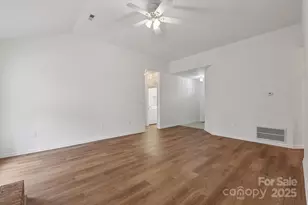 121 Ashford Hollow Ln, Mooresville, NC 28117 - Photo 6