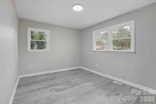 824 Kentberry Dr, Charlotte, NC 28214 - Photo 18