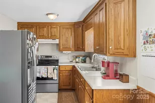 3261 Tolley St, Claremont, NC 28610 - Photo 10