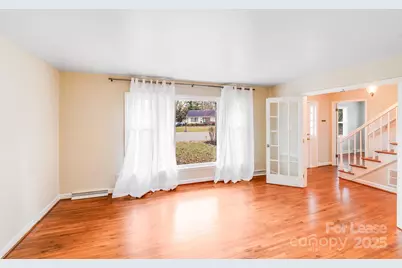 5001 Vescova Court, Charlotte, NC 28212 - Photo 2