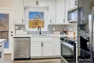 238 Lincoln Dr, Forest City, NC 28043 - Photo 8