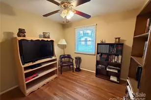 125 McKinney St, Rutherfordton, NC 28139 - Photo 12