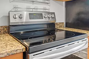 2145 Kirkwood Ave, Charlotte, NC 28203 - Photo 16