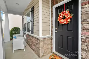 12421 Dove Meadow Drive, Charlotte, NC 28278 - Photo 2