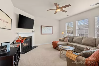 12421 Dove Meadow Drive, Charlotte, NC 28278 - Photo 6