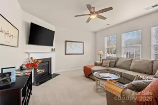 12421 Dove Meadow Drive, Charlotte, NC 28278 - Photo 6