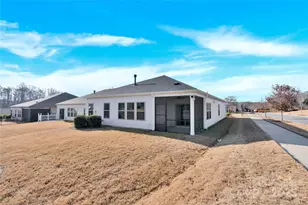 3005 Striped Maple Ct, Charlotte, NC 28215 - Photo 36