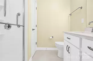 3005 Striped Maple Ct, Charlotte, NC 28215 - Photo 24