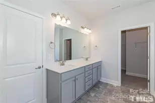 5138 Colchester Ct, Catawba, NC 28609 - Photo 8