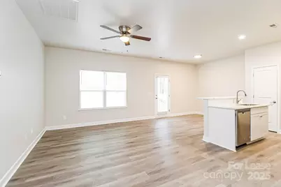 106 S Elm Street, Gastonia, NC 28052 - Photo 4