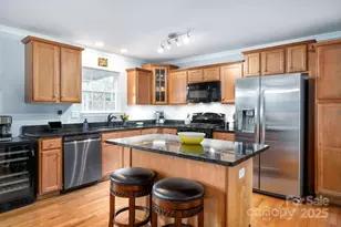 40 Gollum Dr, Fairview, NC 28730 - Photo 10