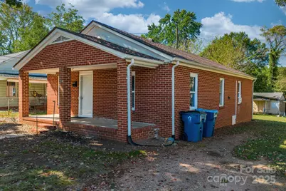 728 21st Street SW, Hickory, NC 28602 - Photo 6