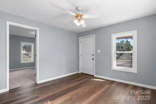 728 21st St SW, Hickory, NC 28602 - Photo 10