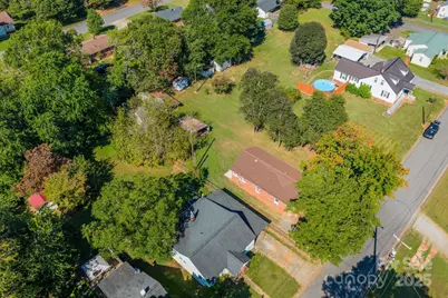 728 21st Street SW, Hickory, NC 28602 - Photo 34