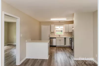 4808 Thornwood Road, Charlotte, NC 28213 - Photo 6