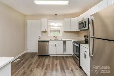 4808 Thornwood Road, Charlotte, NC 28213 - Photo 8