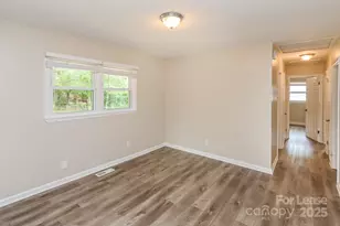 4808 Thornwood Rd, Charlotte, NC 28213 - Photo 4