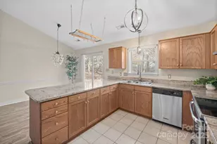 172 Valleybrook Dr, Denver, NC 28037 - Photo 12