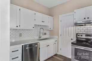 308 N Green St, Morganton, NC 28655 - Photo 8