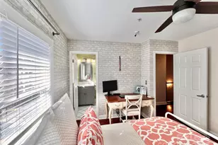 833 W 4th St, Charlotte, NC 28202 - Photo 20