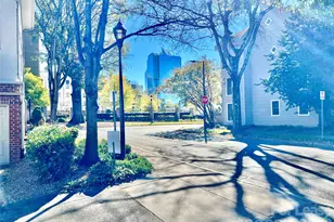 833 W 4th St, Charlotte, NC 28202 - Photo 32