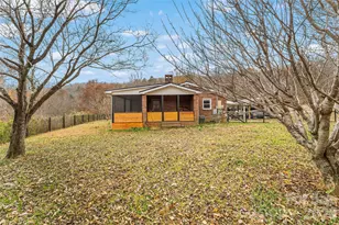1654 Goose Creek Rd, Marion, NC 28752 - Photo 6