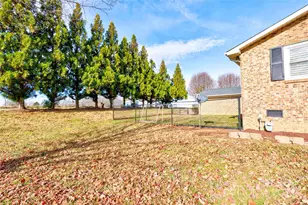 219 Plato Lee Rd, Shelby, NC 28150 - Photo 38