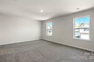 576 Country Oak Dr, Asheville, NC 28804 - Photo 14