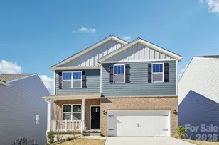 576 Country Oak Dr, Asheville, NC 28804 - Photo 1