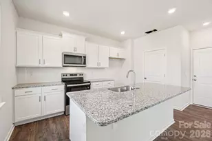 576 Country Oak Dr, Asheville, NC 28804 - Photo 8