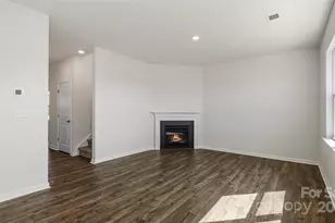 576 Country Oak Dr, Asheville, NC 28804 - Photo 10