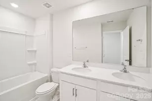 576 Country Oak Dr, Asheville, NC 28804 - Photo 18