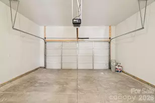 576 Country Oak Dr, Asheville, NC 28804 - Photo 28