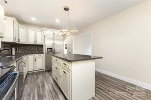 3259 10th Ave NE, Conover, NC 28613 - Photo 6