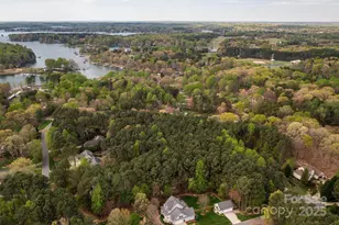 8487 Mayflower Ct, Terrell, NC 94043 - Photo 2