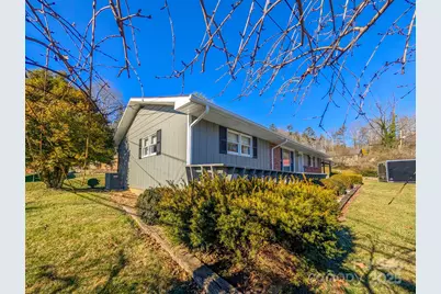 39 Hawthorne Lane, Burnsville, NC 28714 - Photo 32