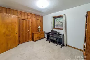 39 Hawthorne Ln, Burnsville, NC 28714 - Photo 26