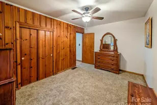 39 Hawthorne Ln, Burnsville, NC 28714 - Photo 24