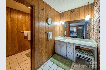 39 Hawthorne Lane, Burnsville, NC 28714 - Photo 18