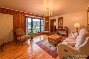 39 Hawthorne Ln, Burnsville, NC 28714 - Photo 10