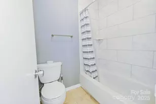 3274 Heathstead Place, Charlotte, NC 28210 - Photo 18