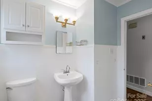 4310 Collingwood Dr, Charlotte, NC 28209 - Photo 18